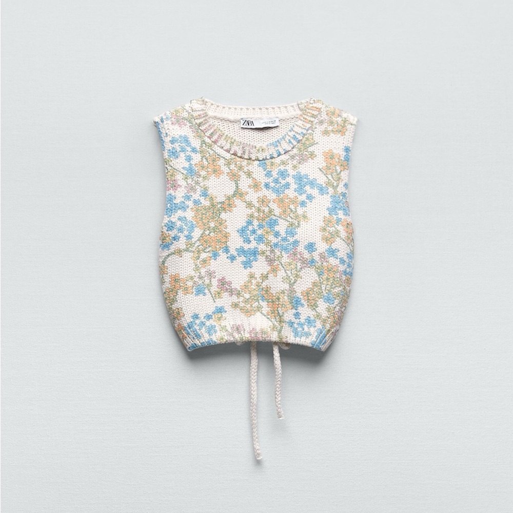 ZARA White Floral Knit Cropped Tank